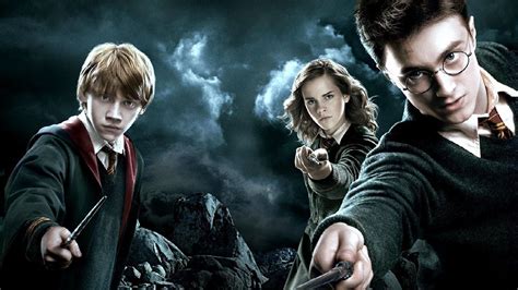 harry potter biography|how old is harry potter in real life.